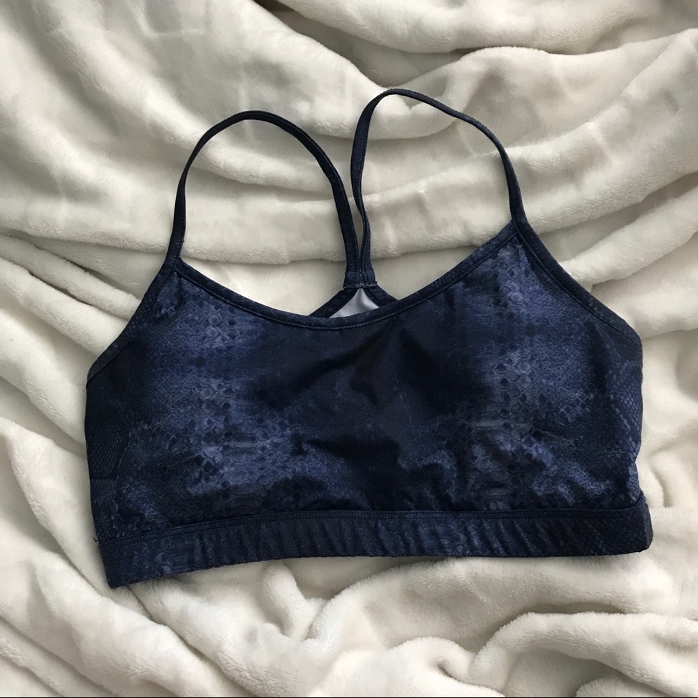 SOLOW Sports Bra